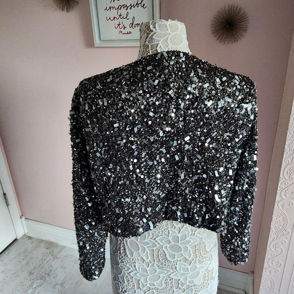 LKNW sequin Lafayette 148 jacket short eyelet closure unique taupe gray 16 JJ10 - Picture 3 of 9
